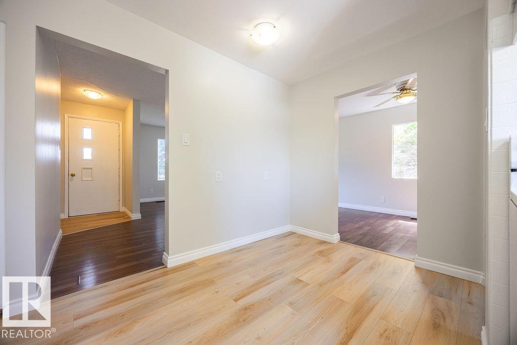8714 164 ST NW - 15