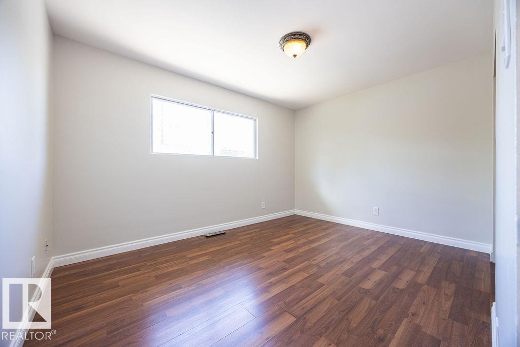 8714 164 ST NW - 17