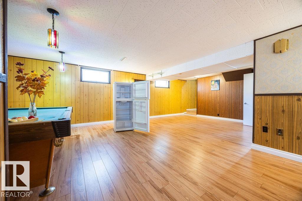 8714 164 ST NW - 21