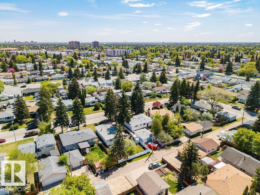 8714 164 ST NW - 44