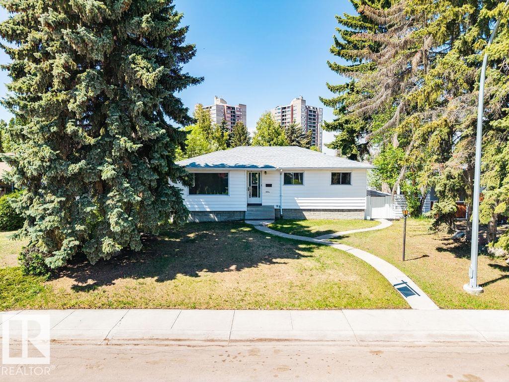 8714 164 ST NW - 47