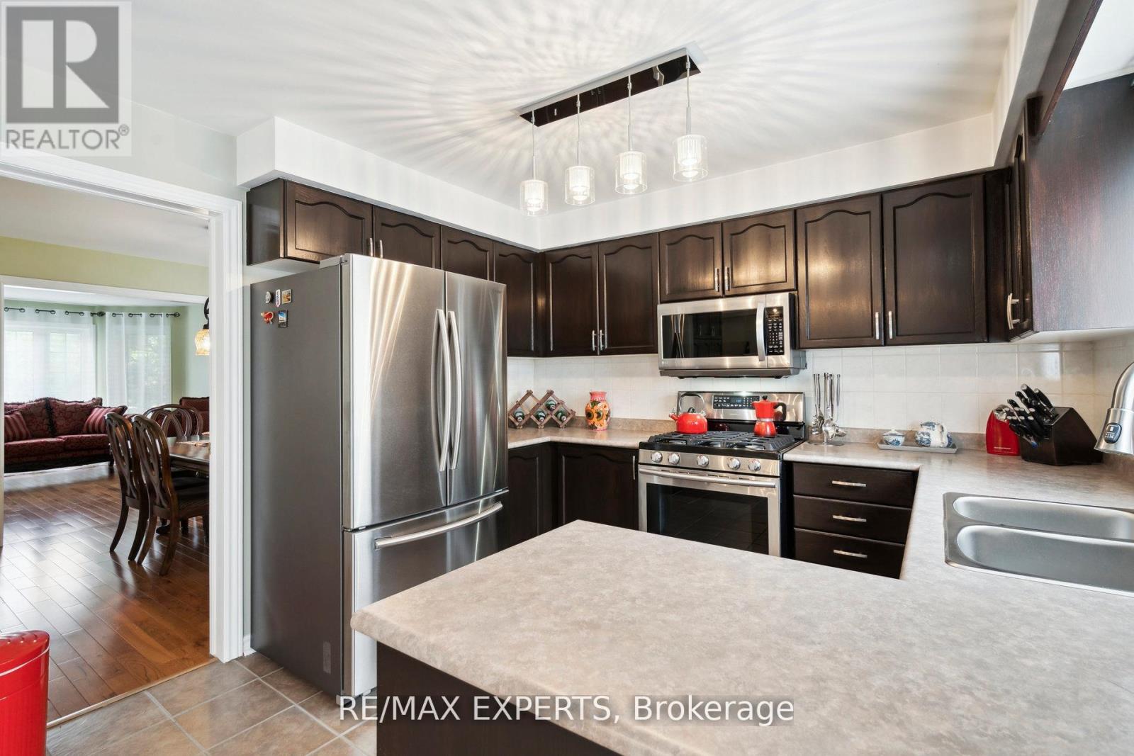 5 KELSEY CRESCENT - 16