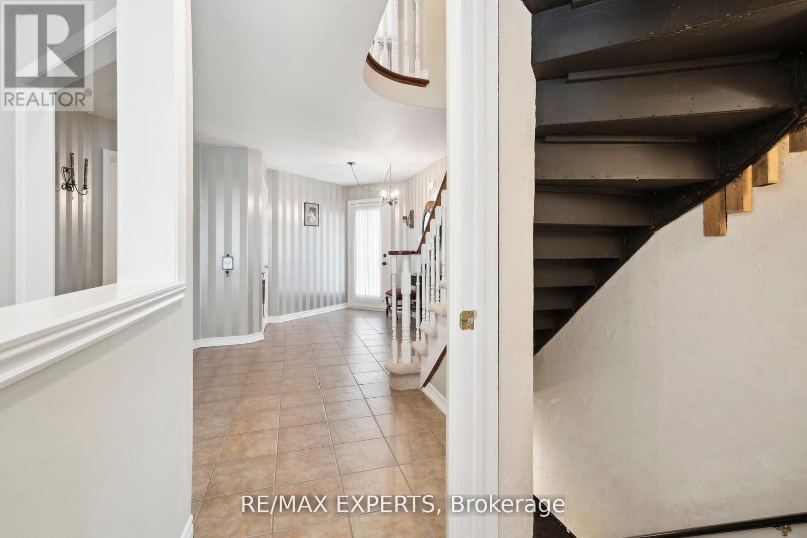 5 KELSEY CRESCENT - 34