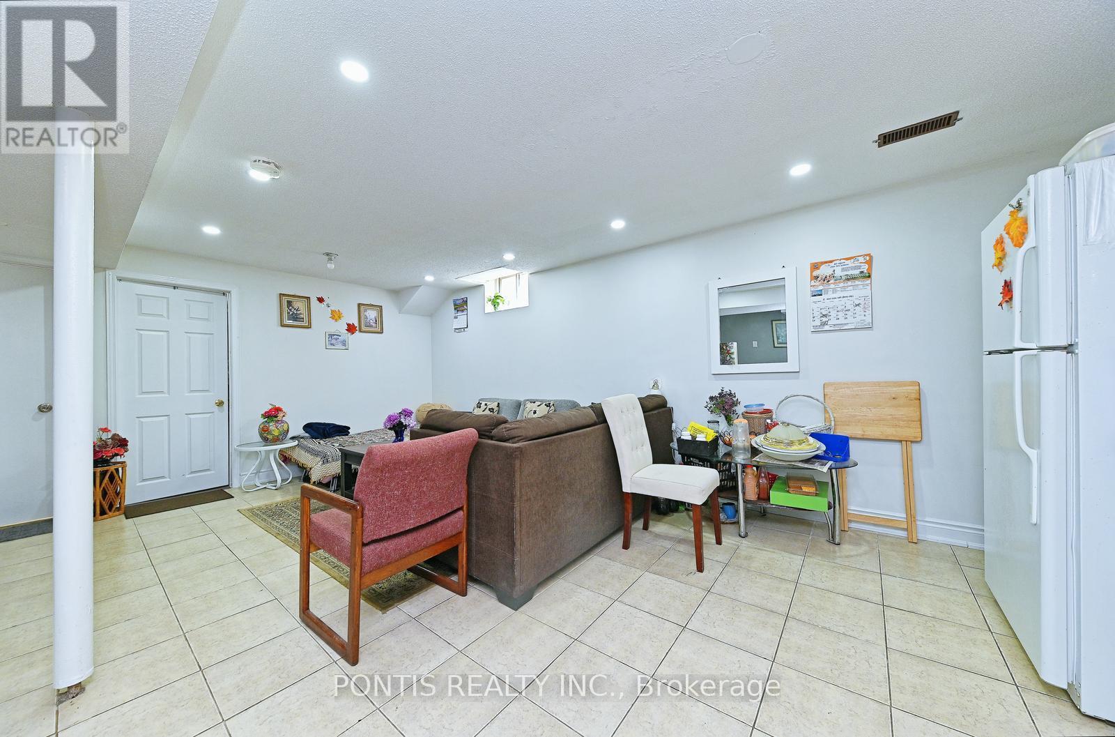 198 MOFFATT AVENUE - 29