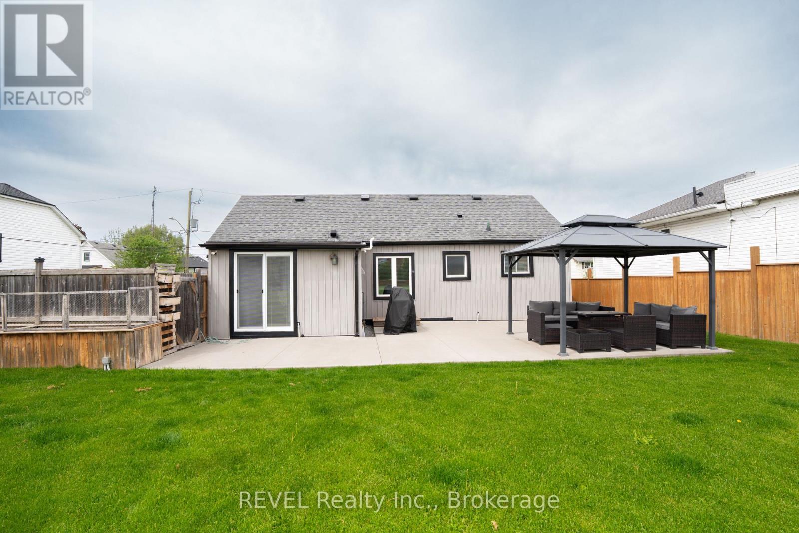 34 BLOOMFIELD AVENUE - 31