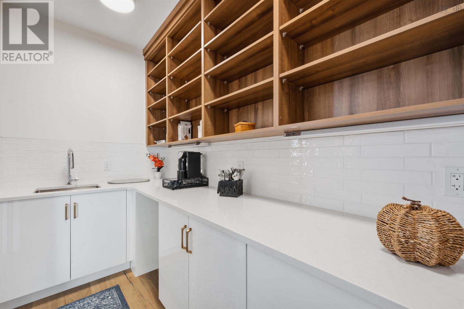 368 Shore Drive - 21