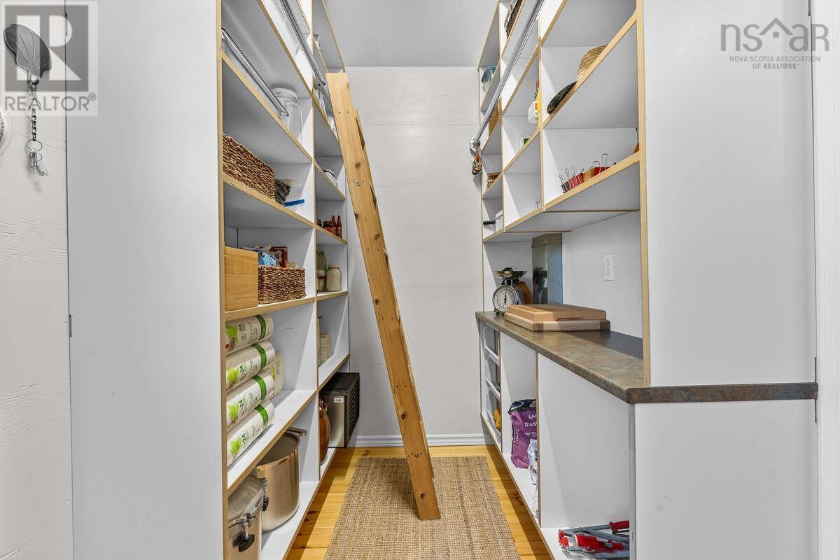 215 Conrads Road - 25
