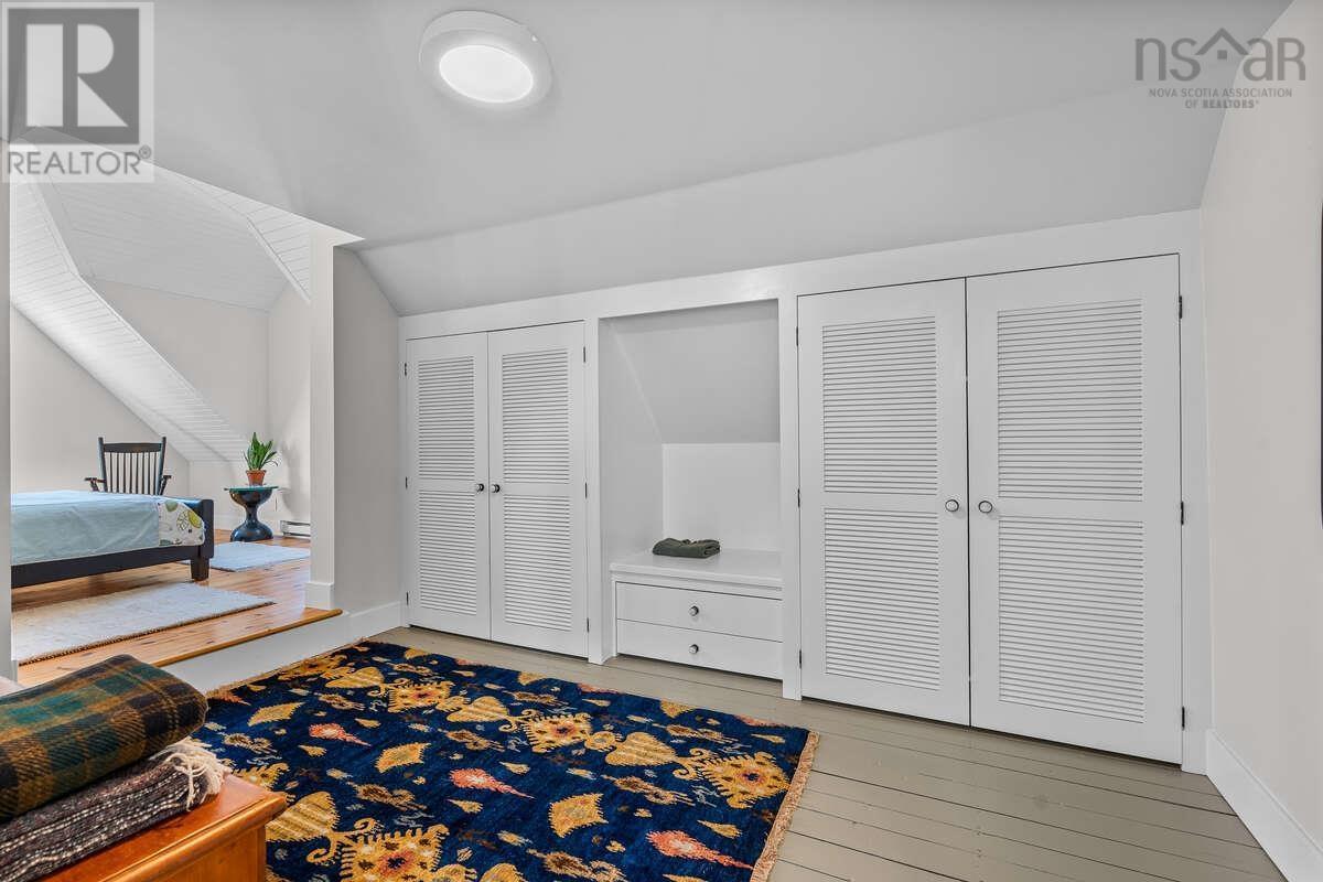 215 Conrads Road - 31