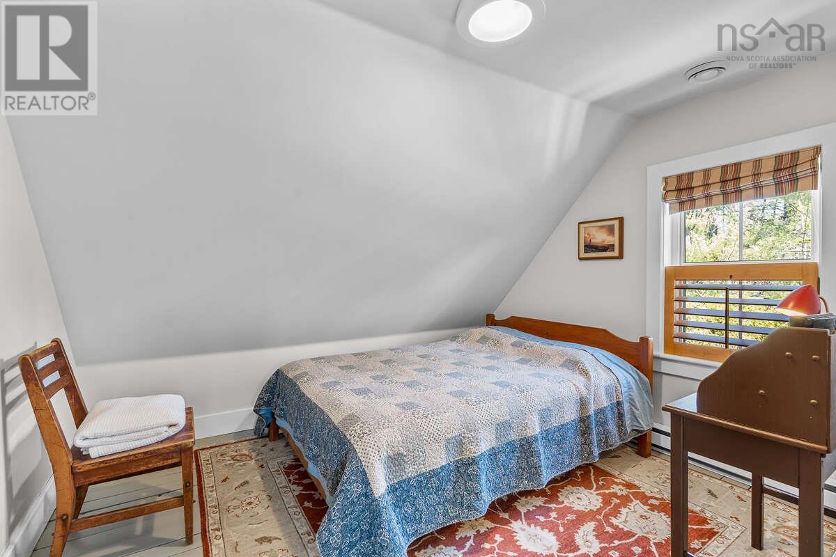 215 Conrads Road - 34