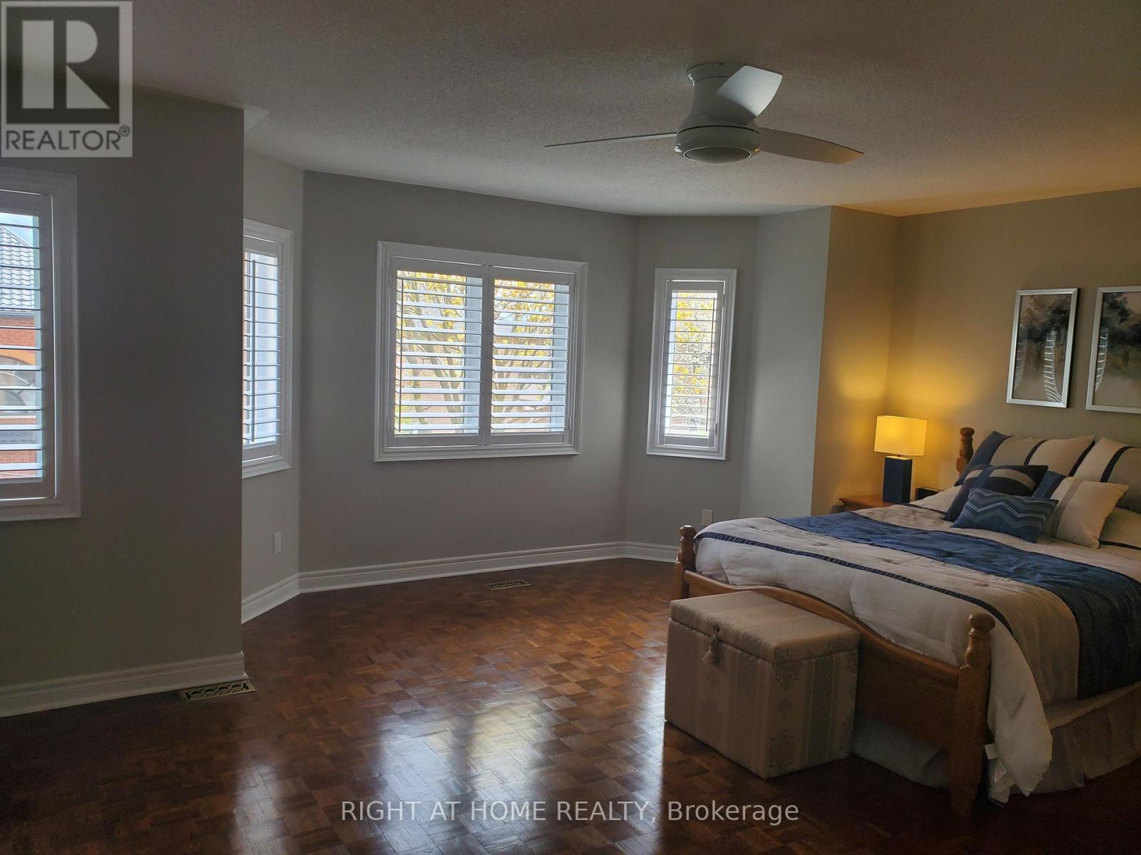 10 RED ASH DRIVE - 16