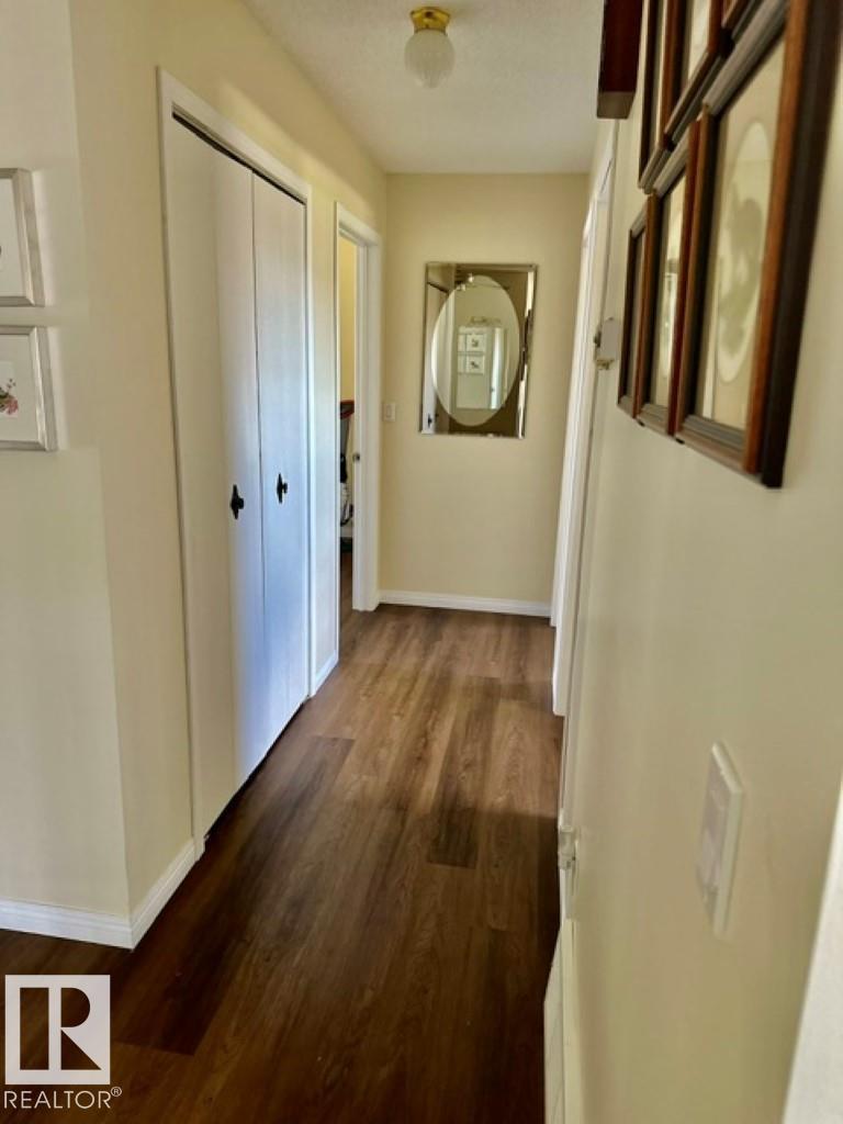 4805 53ave - 15