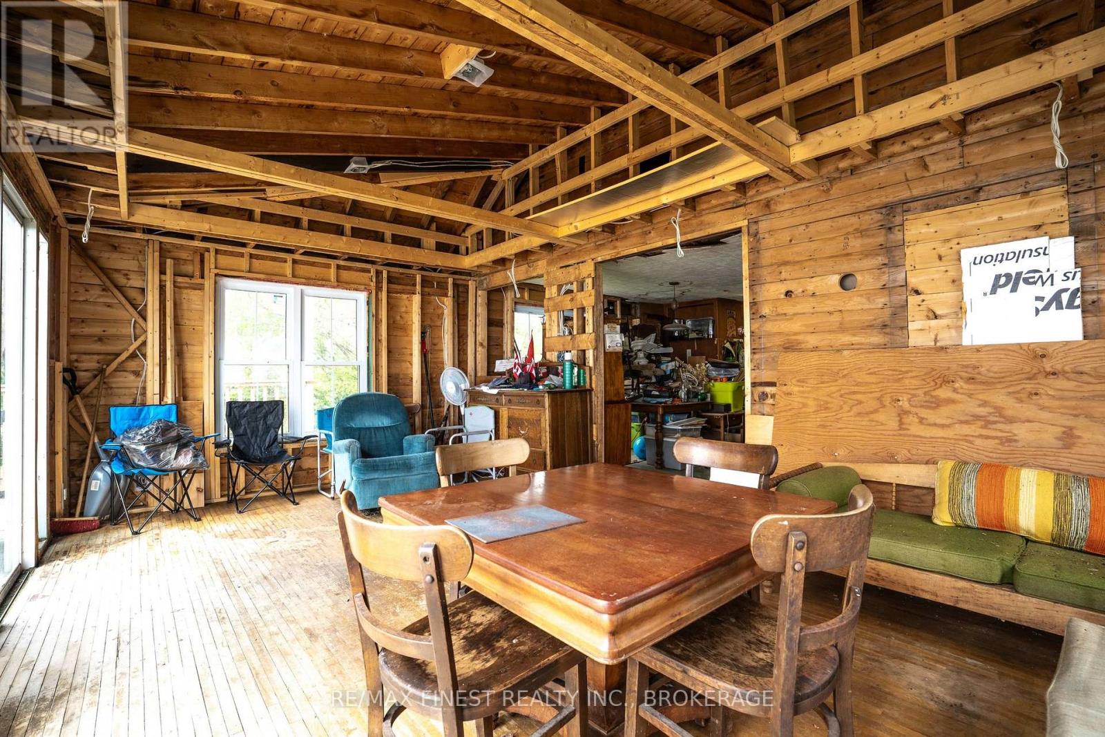 141 RIVER ROAD - 10
