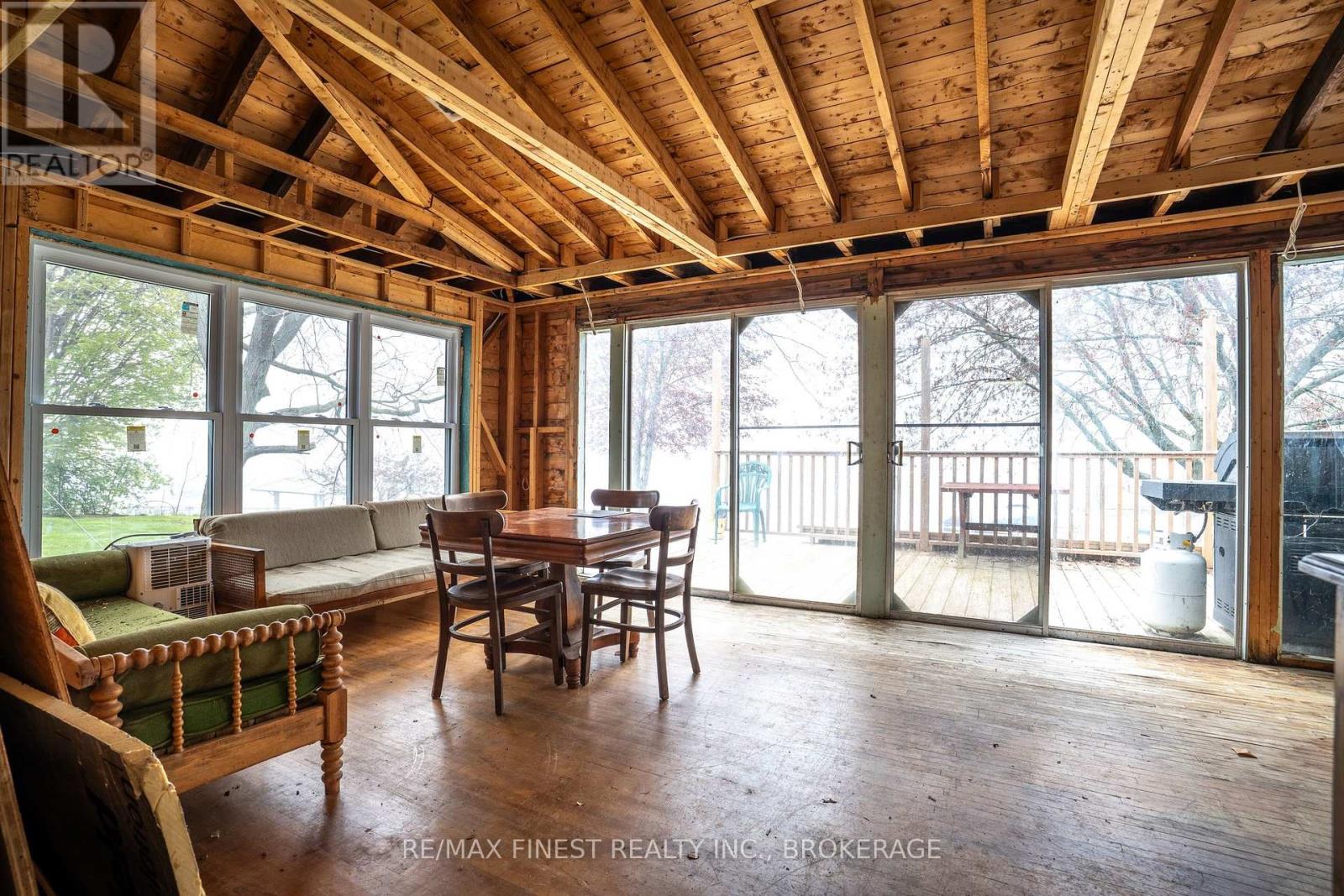 141 RIVER ROAD - 8