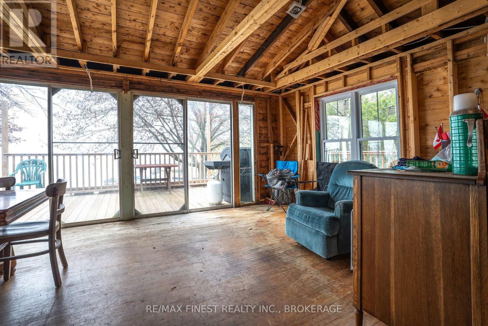 141 RIVER ROAD - 9