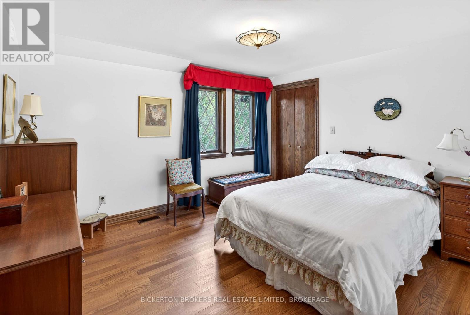 36 SHEMROCK DRIVE - 22