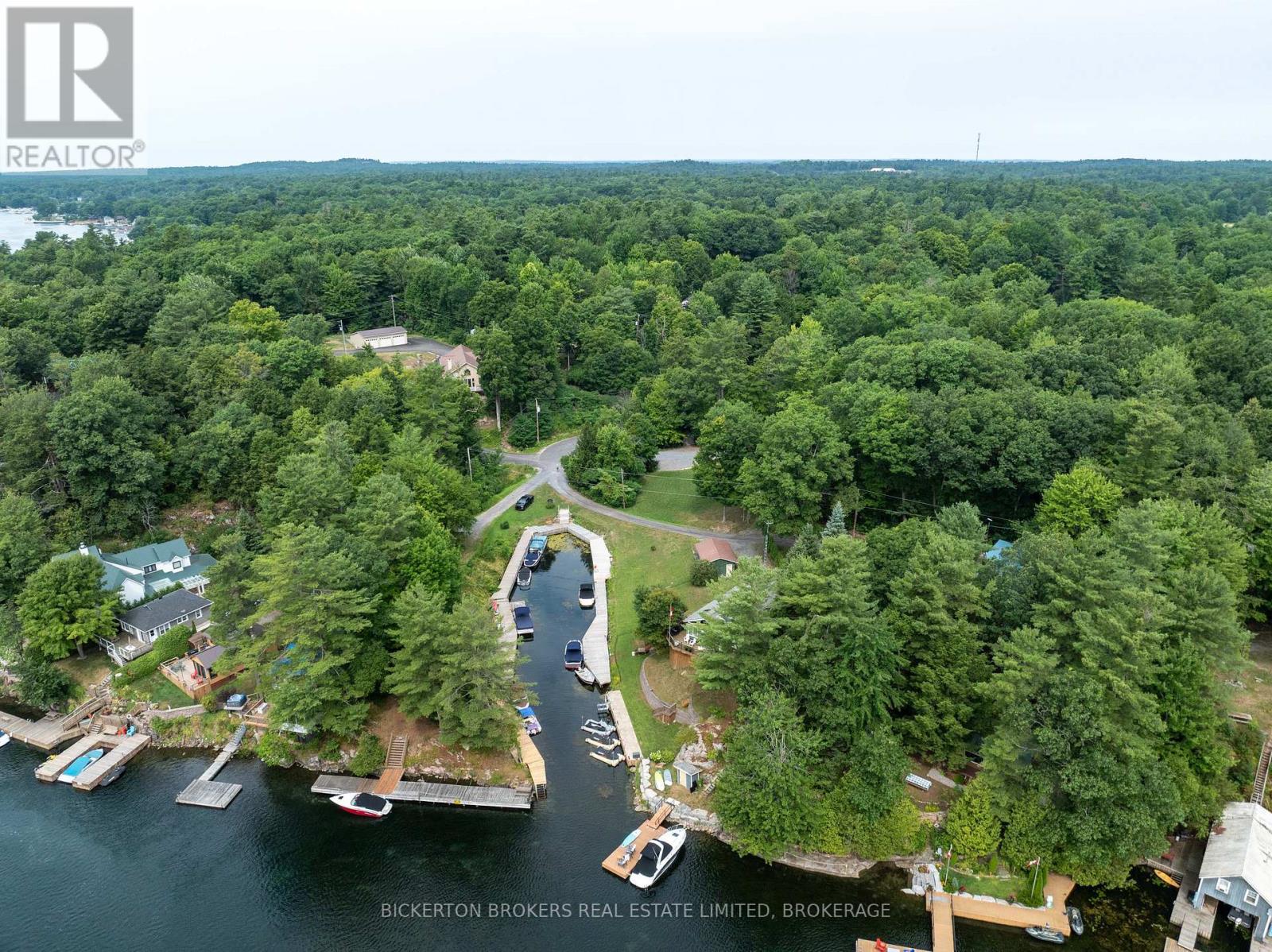 36 SHEMROCK DRIVE - 28