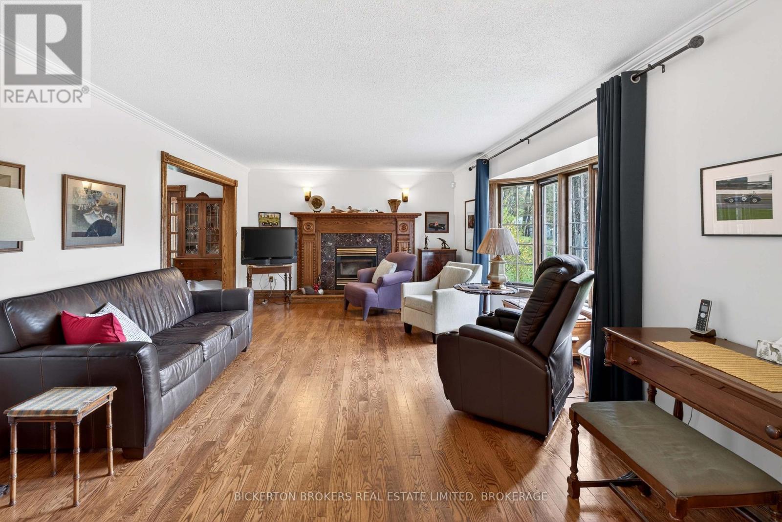 36 SHEMROCK DRIVE - 5