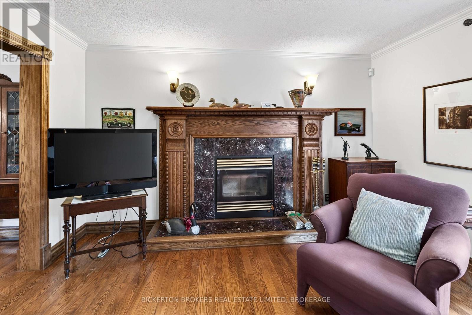 36 SHEMROCK DRIVE - 7
