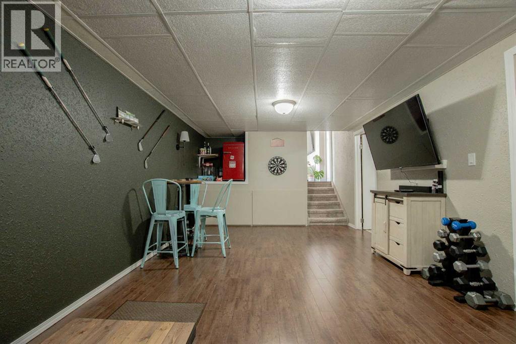 6410 94A Street - 31