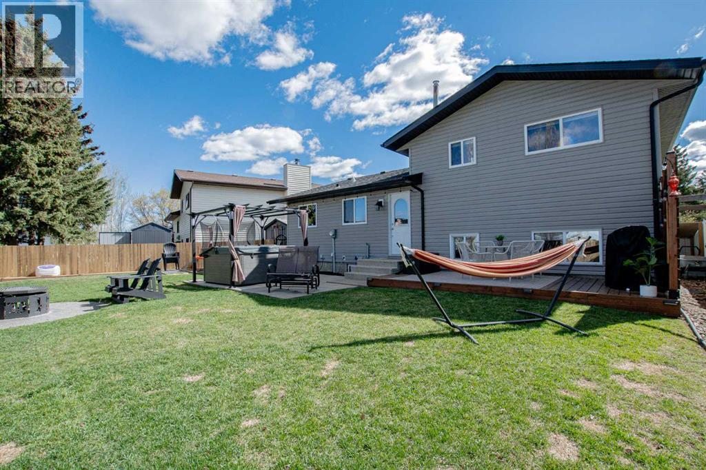 6410 94A Street - 35