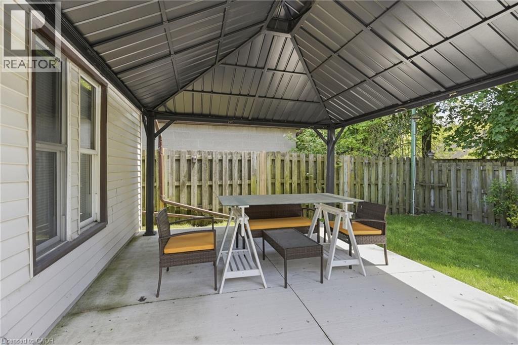 6902 DELL Avenue - 37