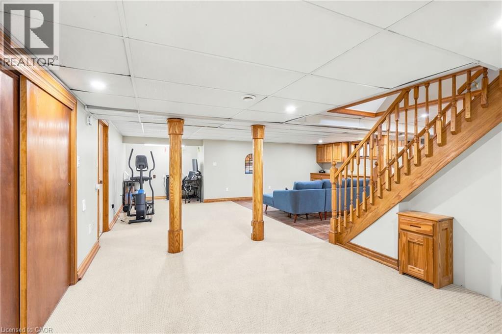 6902 DELL Avenue - 27