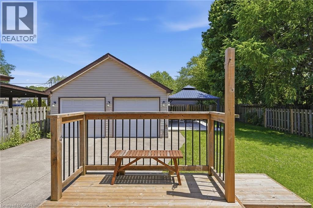 6902 DELL Avenue - 31