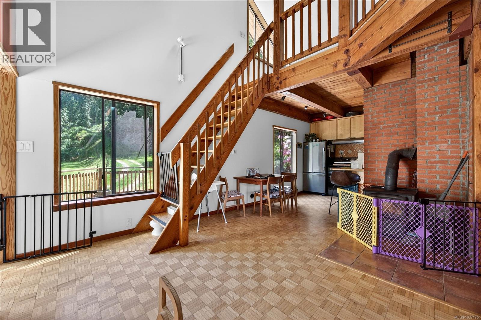275 Furness Rd - 27