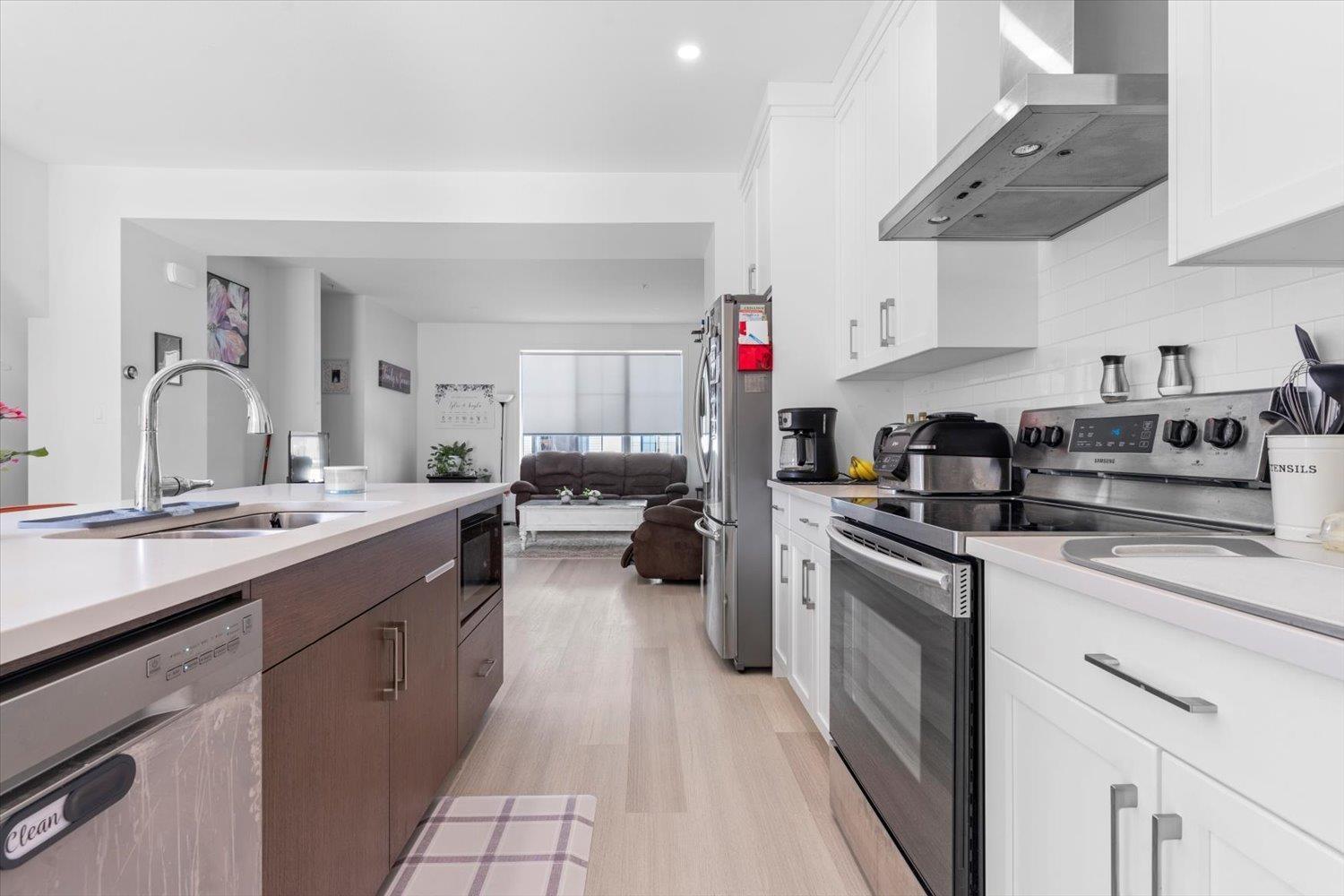 15 5480 PEBBLE LANE, Sardis South, Chilliwack