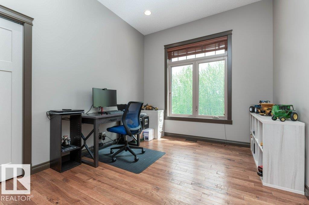 53404 RGE ROAD 11 - 23