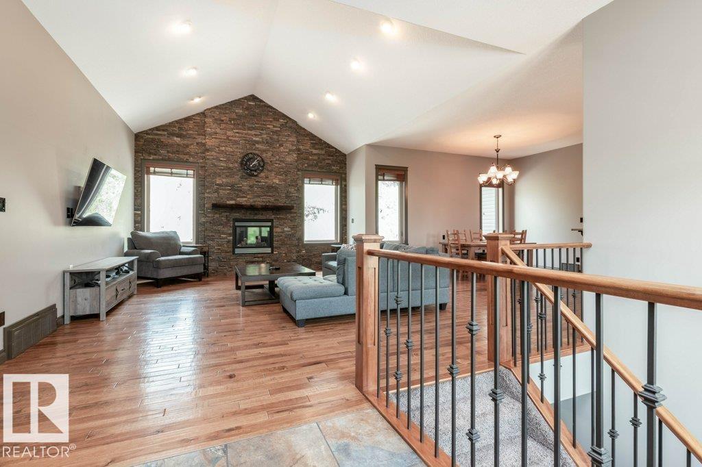 53404 RGE ROAD 11 - 6