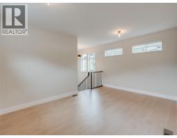 Kitchen - 910 Lakeside Drive Unit# 403, Nelson, BC V1L6G3 Photo 7
