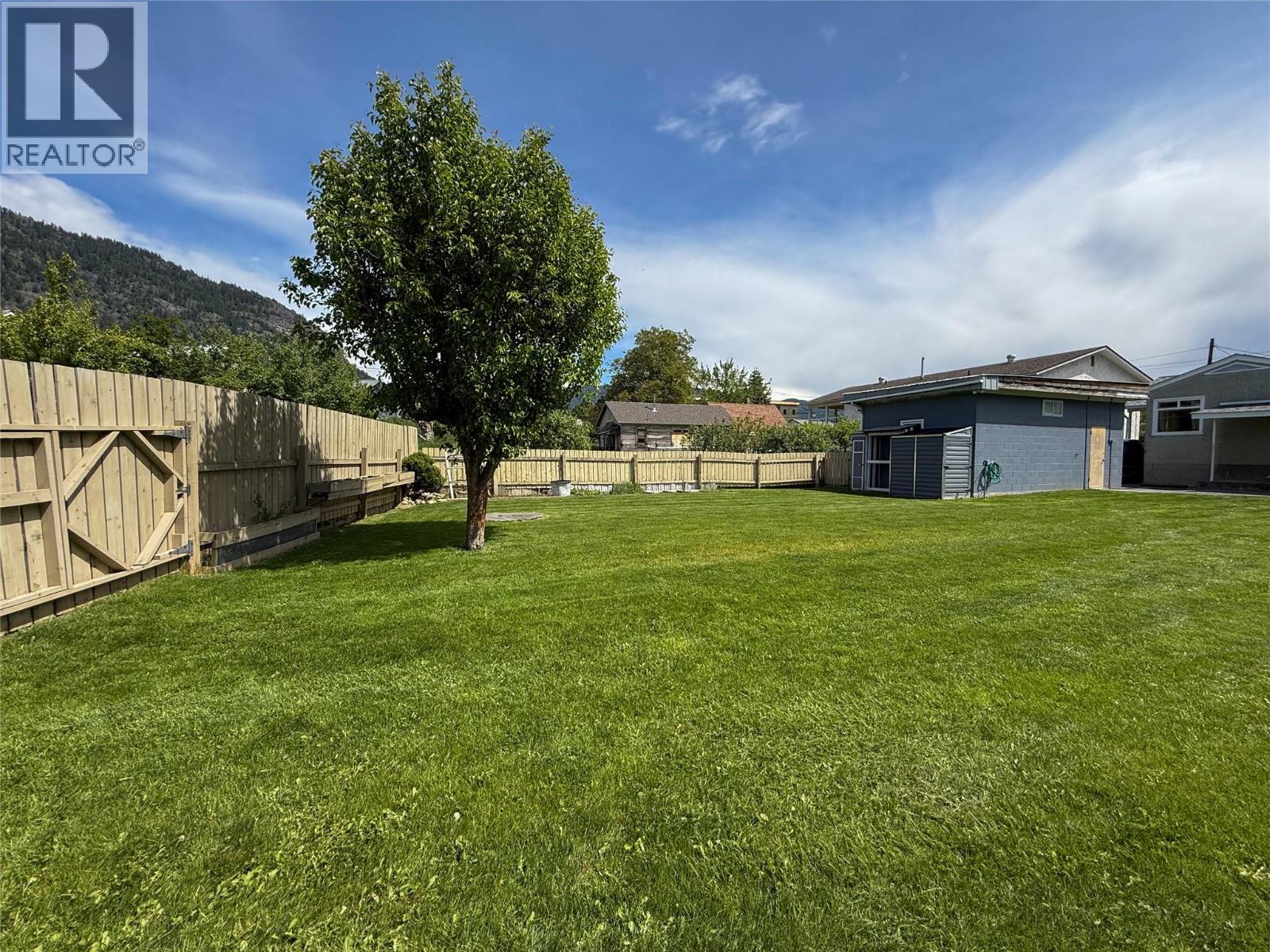 157 Crescent Street - 9