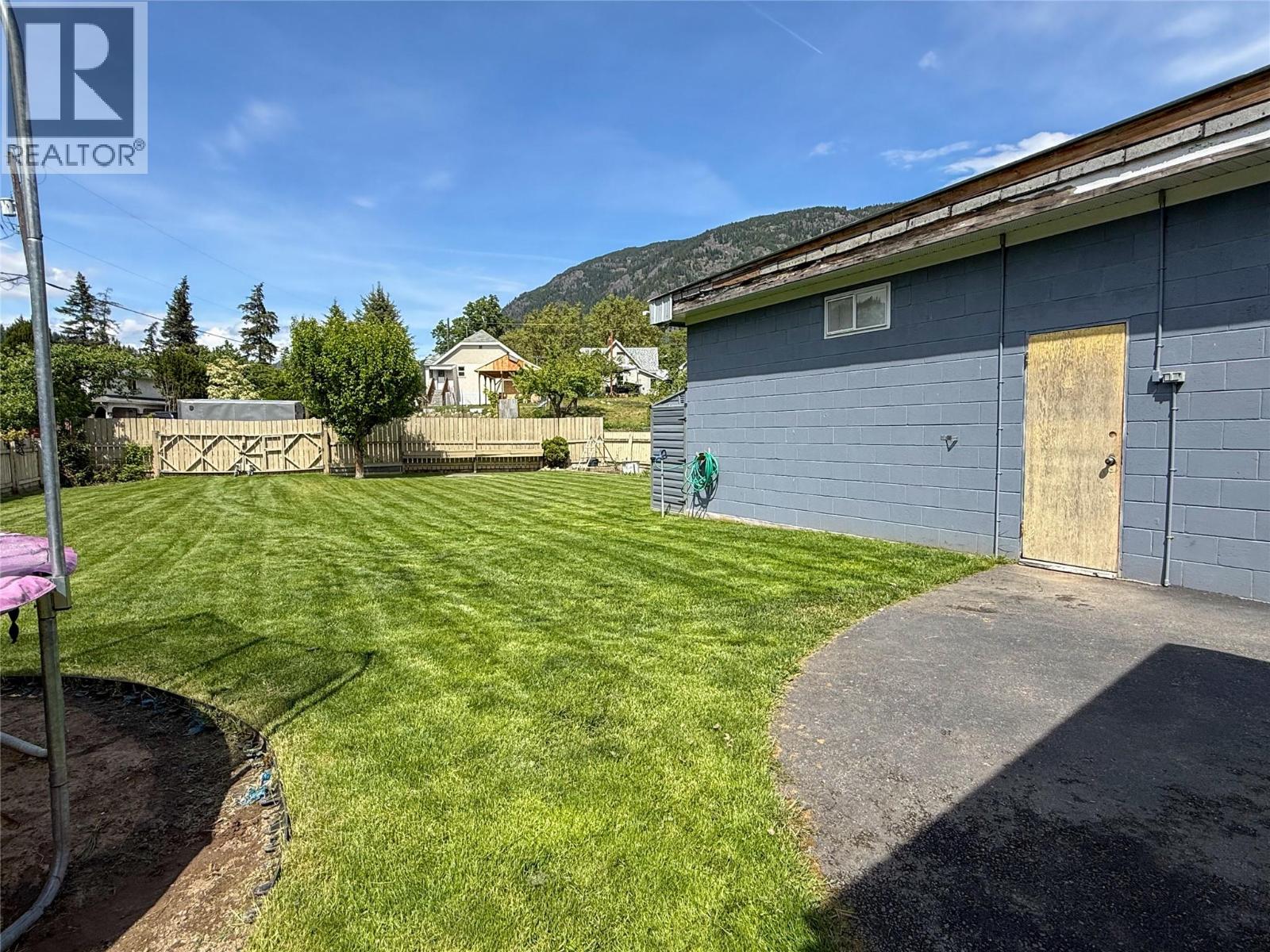 157 Crescent Street - 17