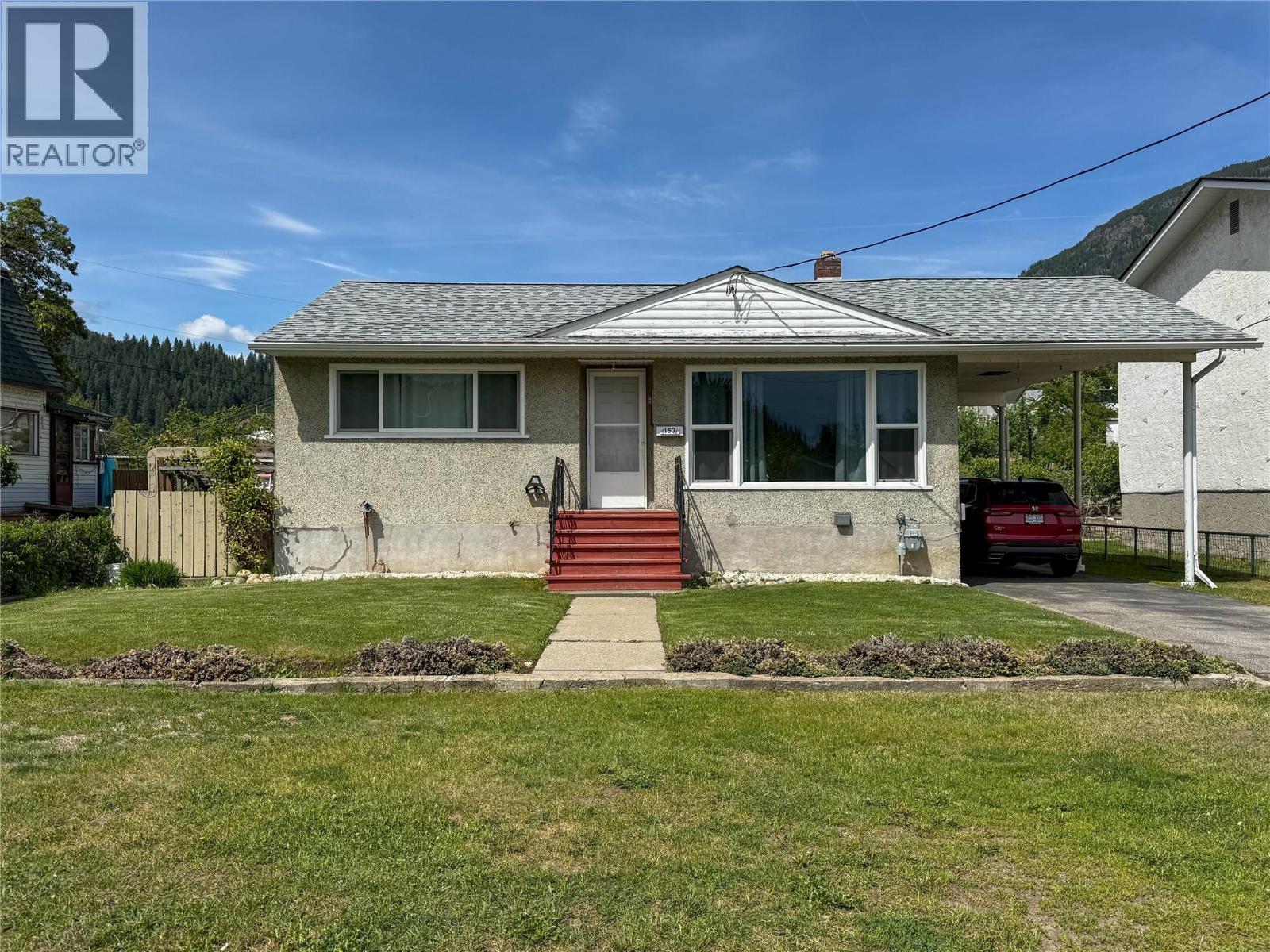 157 Crescent Street, Castlegar