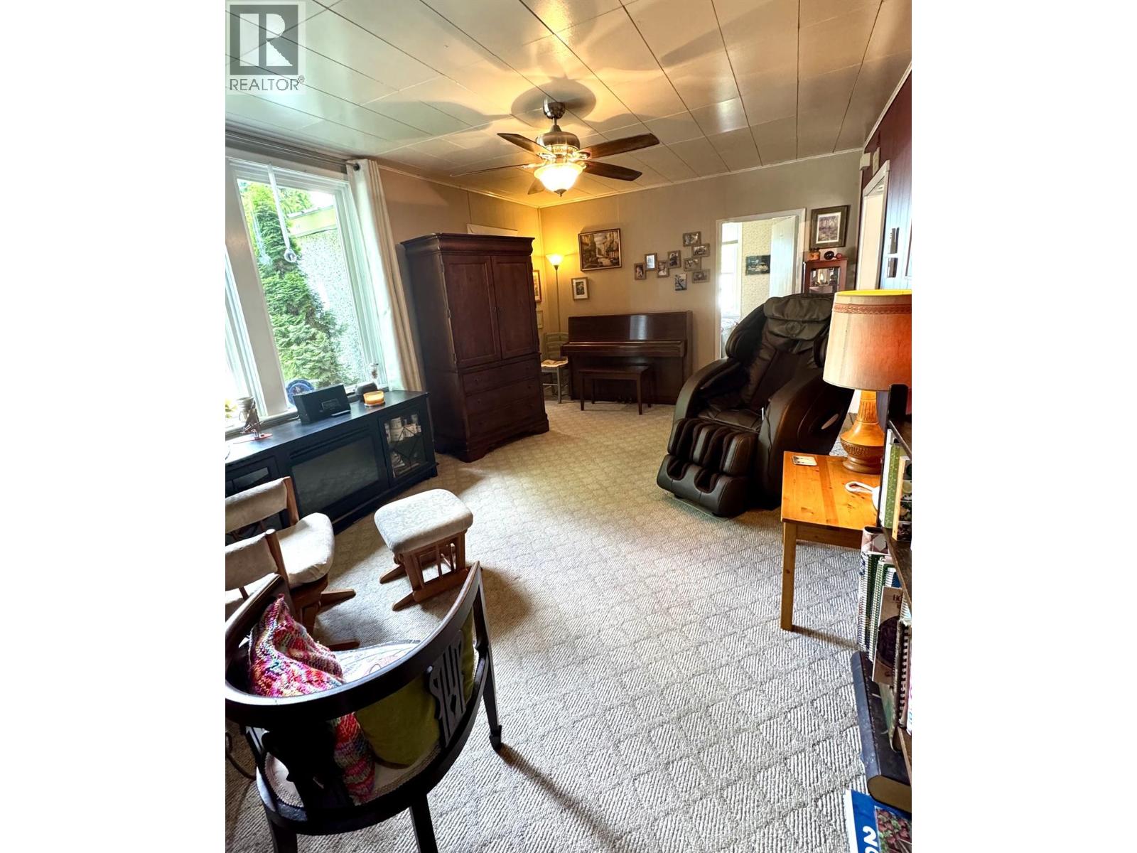 1410 Eastman Avenue - 15