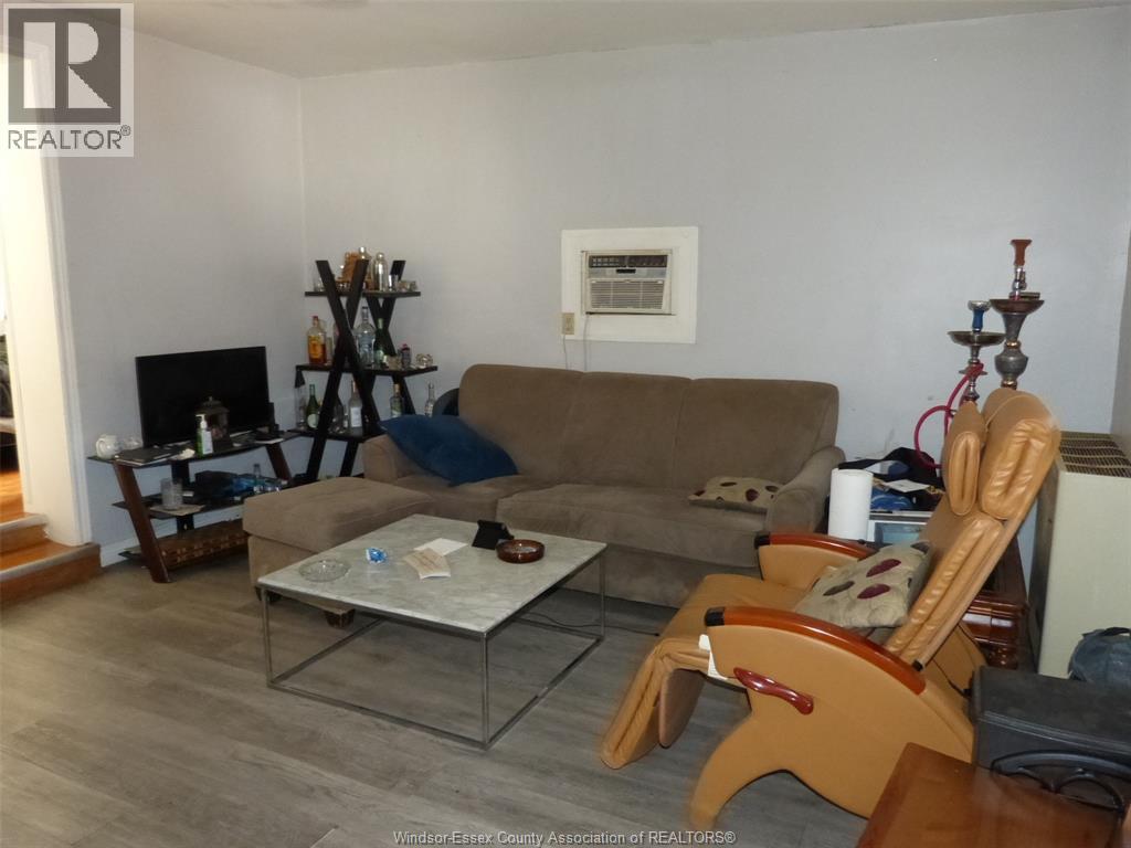 1434 TECUMSEH BOULEVARD - 20