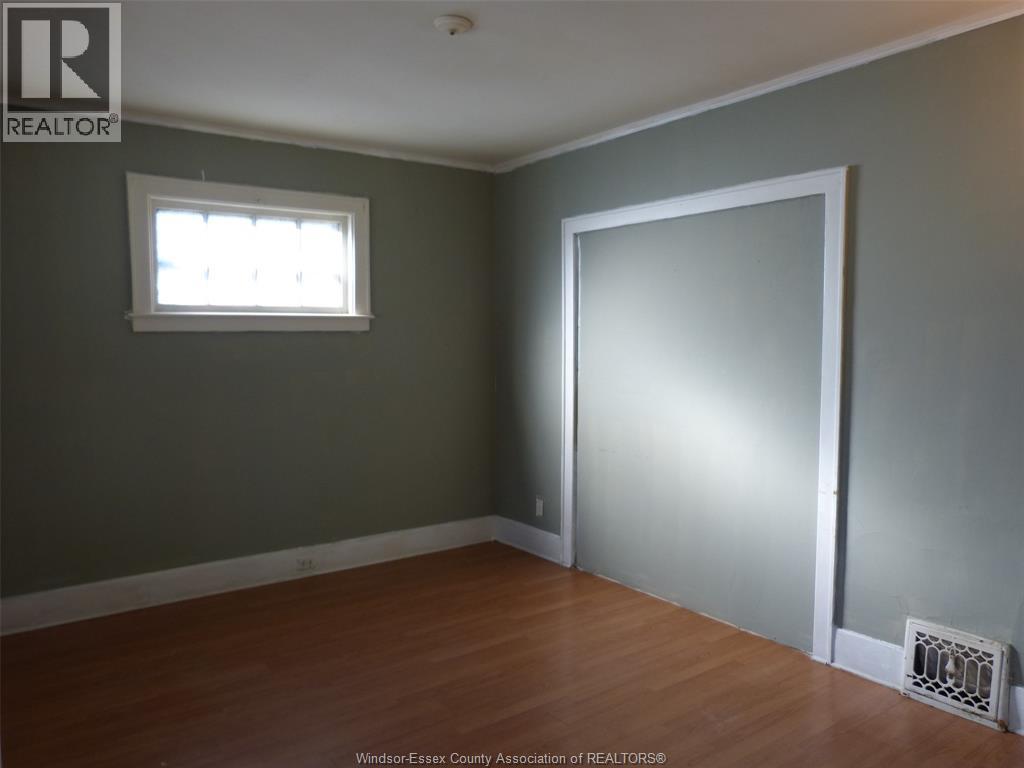 1434 TECUMSEH BOULEVARD - 7