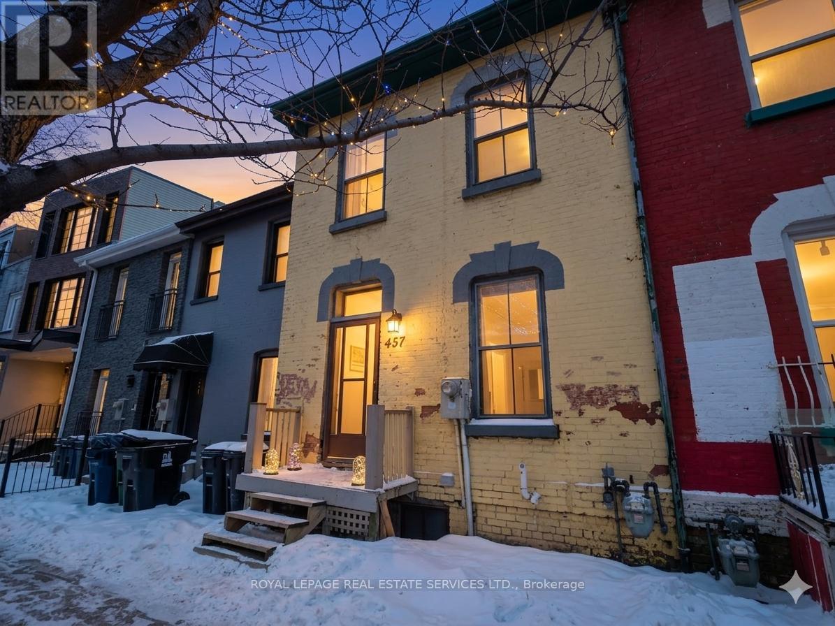 Listing photo of MAIN - 457 QUEEN STREET E