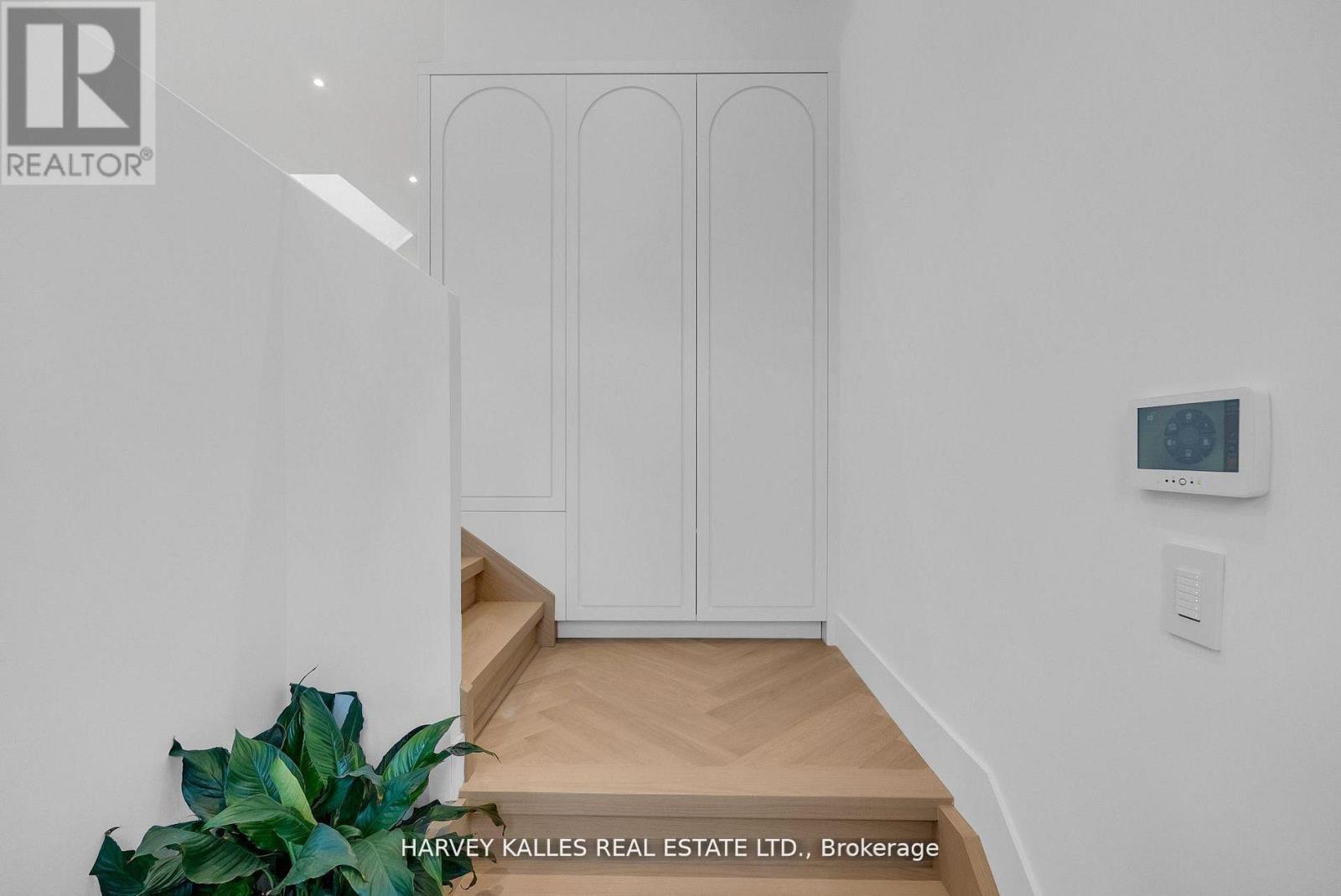101 BRIAR HILL AVENUE - 4