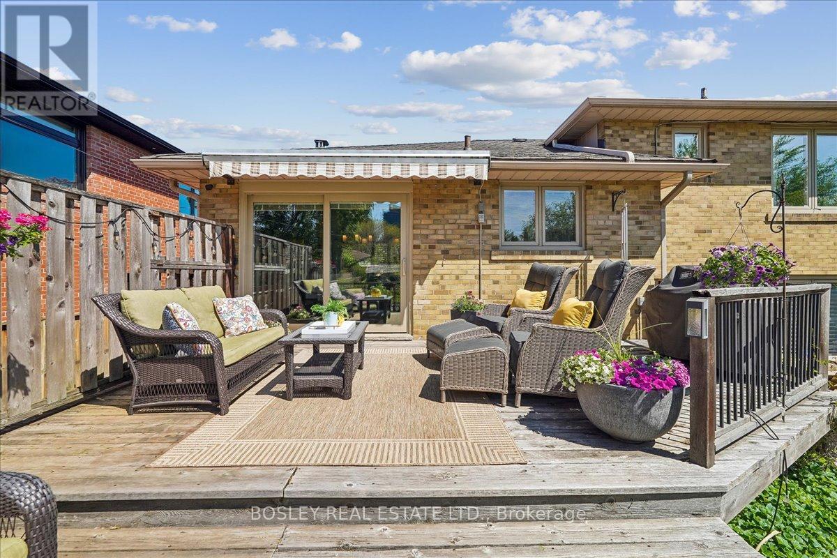 7 HOWARD DRIVE - 41