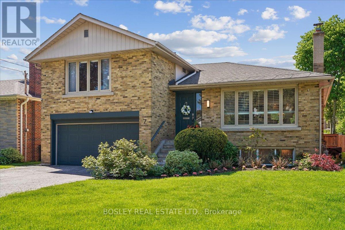 7 HOWARD DRIVE - 49