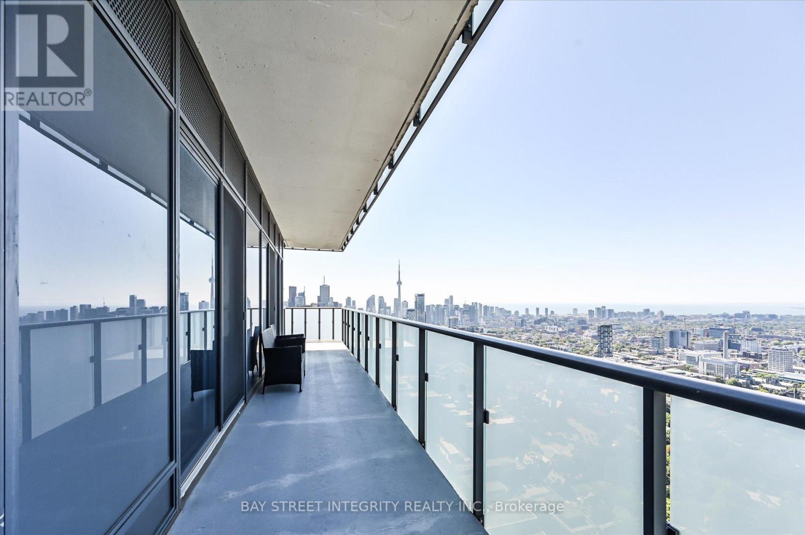 #5302 1080 BAY STREET - 30