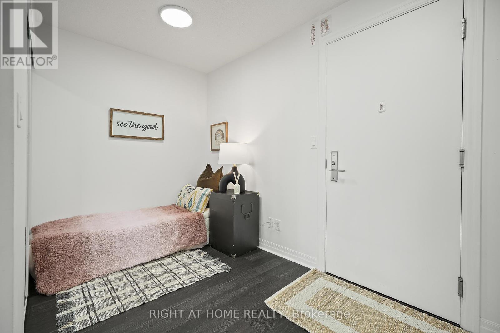 #3802 2015 SHEPPARD AVENUE E - 4