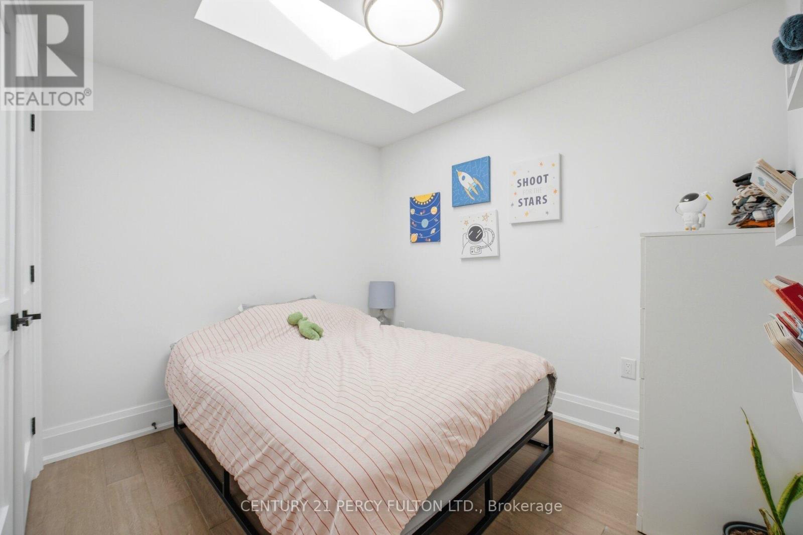 195 DANFORTH ROAD - 21