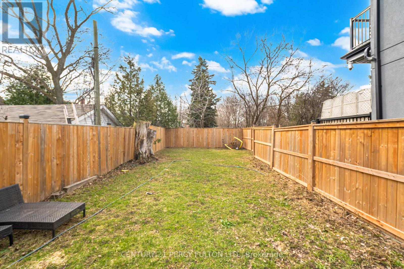 195 DANFORTH ROAD - 6
