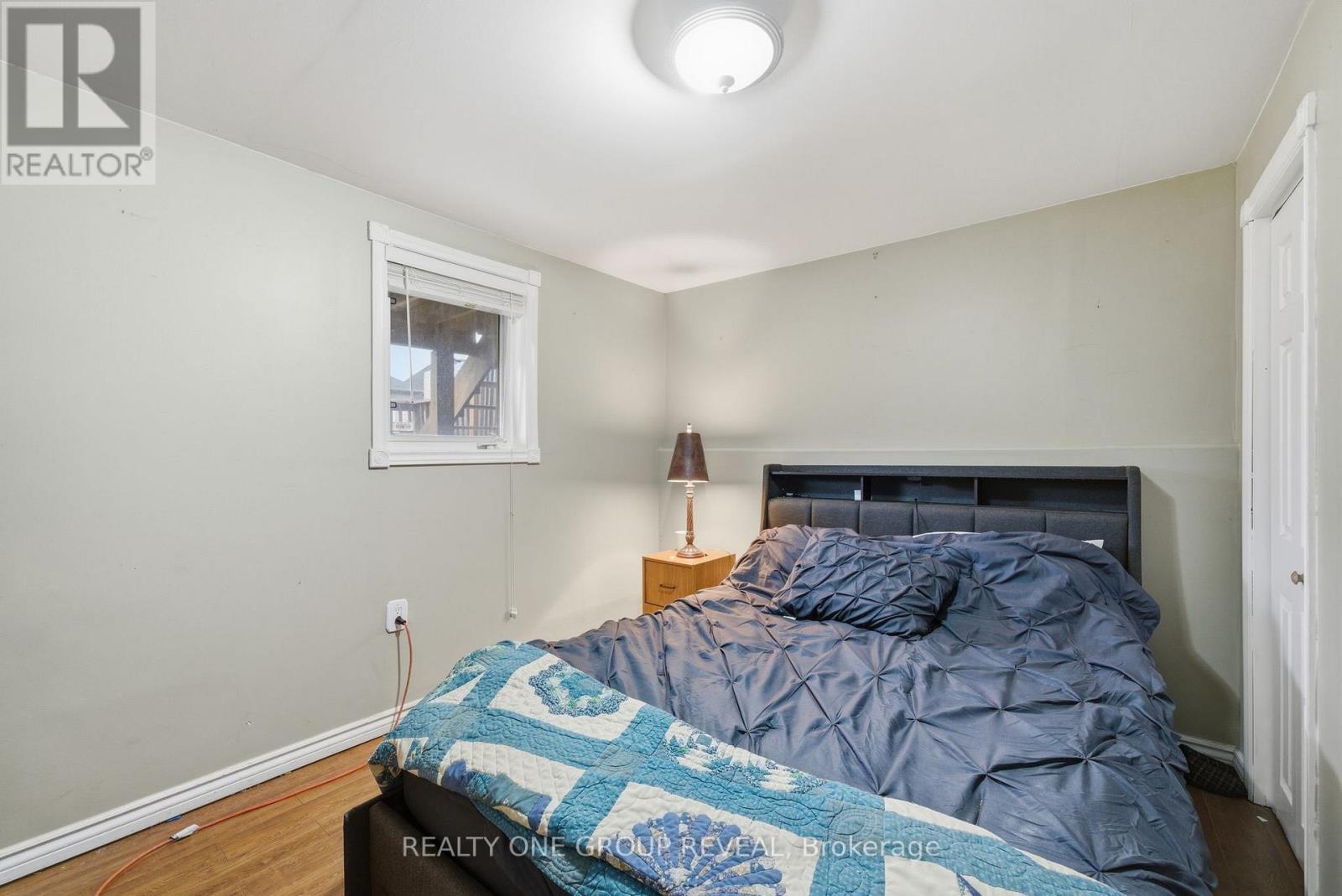 910 TAGGART CRESCENT - 28