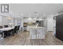 907 - 90 Ling Road, Toronto, ON M1E4Y3 Photo 13