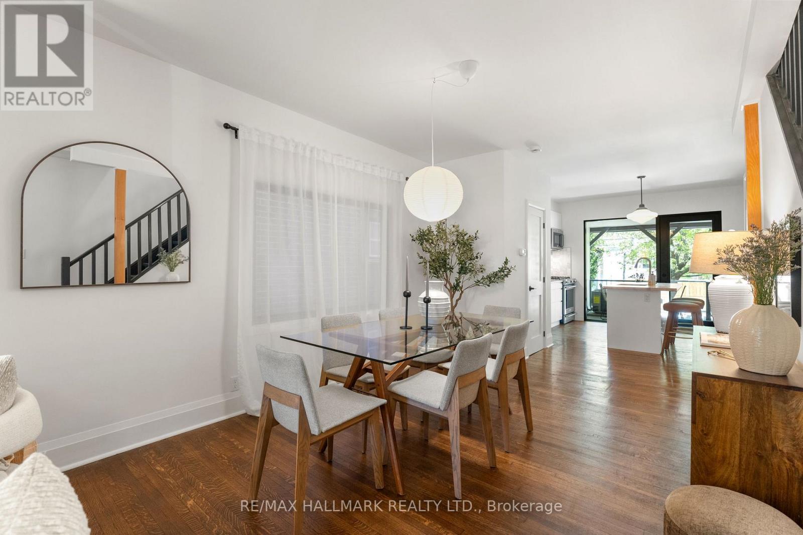 203 PARKMOUNT ROAD - 7