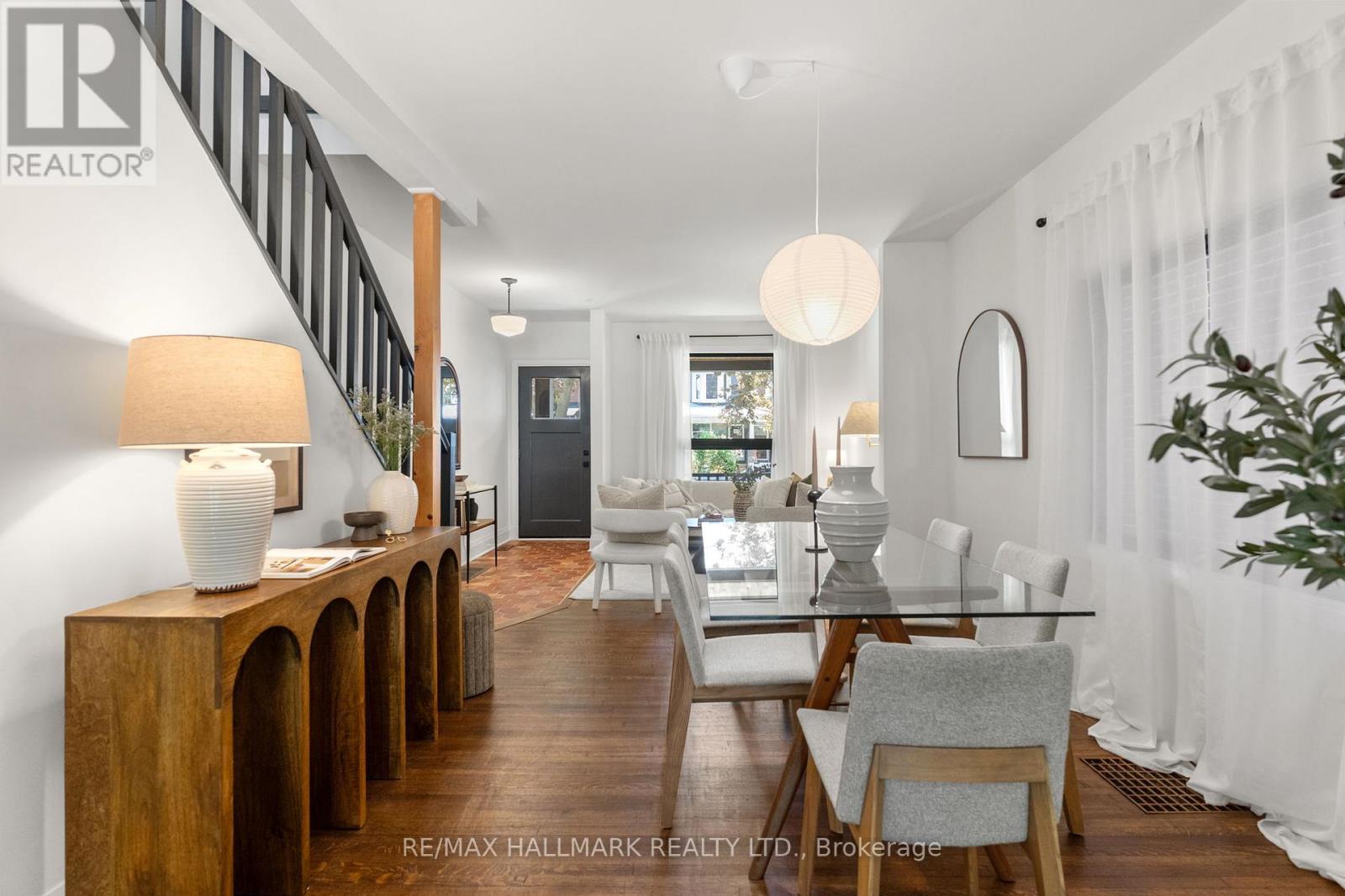 203 PARKMOUNT ROAD - 9
